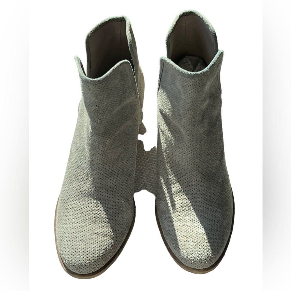 BP Chelsea Tan Ankle Boots - Preloved SB9